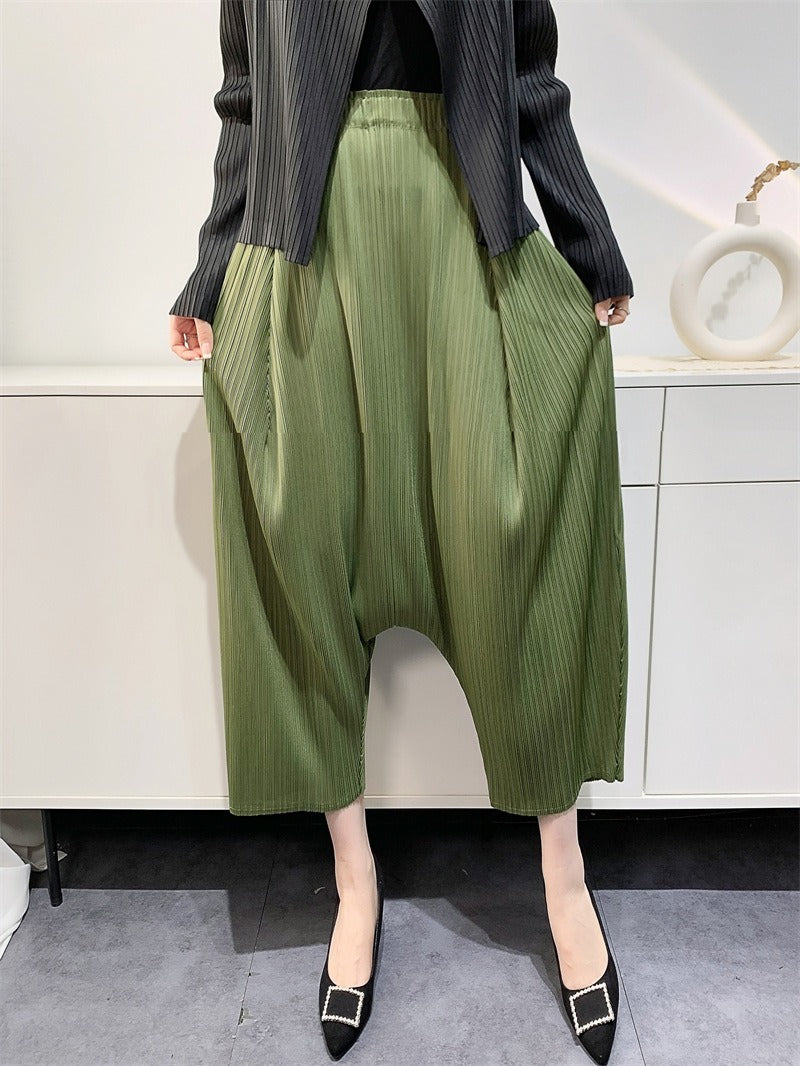 Women’s Wrinkled Harem Suspender Pants