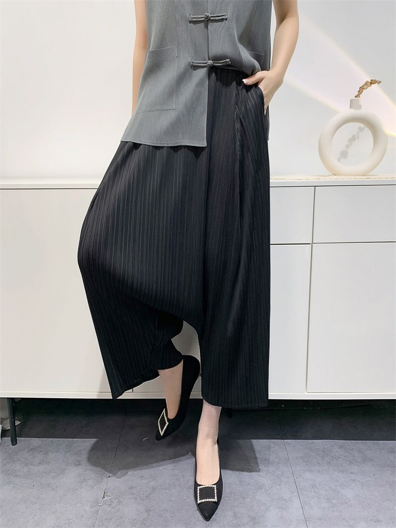 Women’s Wrinkled Harem Suspender Pants