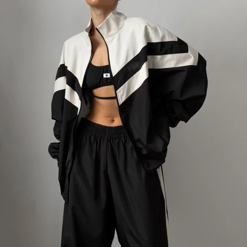 Women’s Sporty Two-Piece Set – Striped Contrast Tracksuit