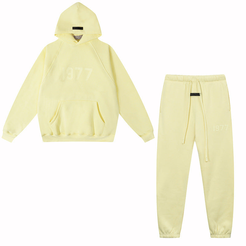 Unisex Fleece Hoodie – Loose Fit, Warm & Street-Style