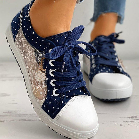 Mesh students solid color hollow casual flat canvas shoes.